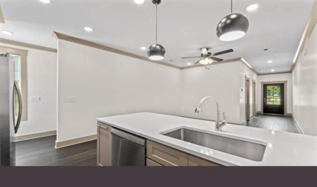 27th Street Townhouses: Kitchen