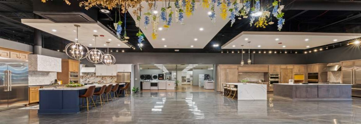 Alabama Appliance Luxury Showroom: Long view across the showroom
