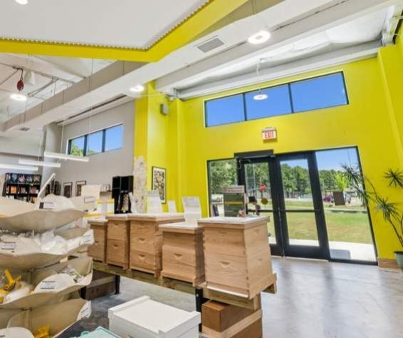 Foxhound Bee Company: Retail and service counter